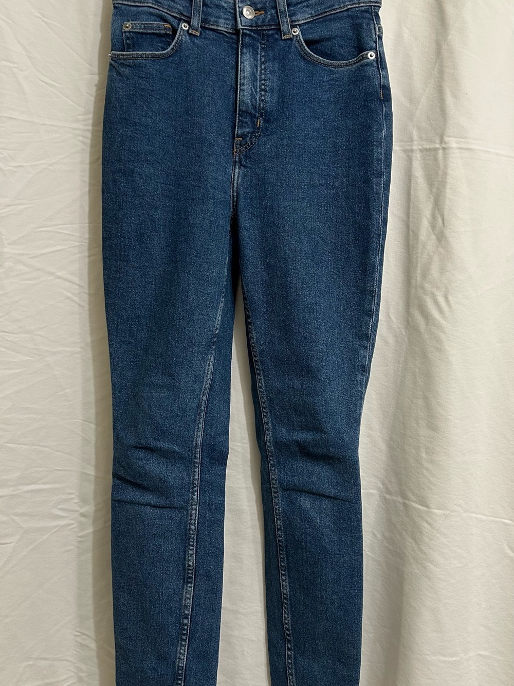 H&M Women's Skinny Jeans in Dark Blue Denim